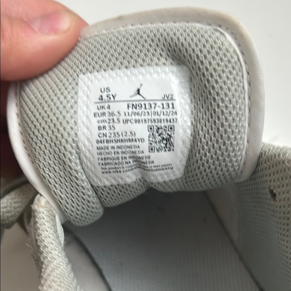 Nike Air Jordan Sneakers 1 Low SE. white/sail/ seafoam - Picture 6 of 7